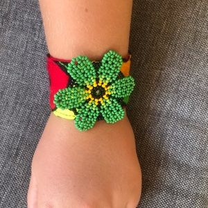 Green Boho Floral Beaded Bracelet